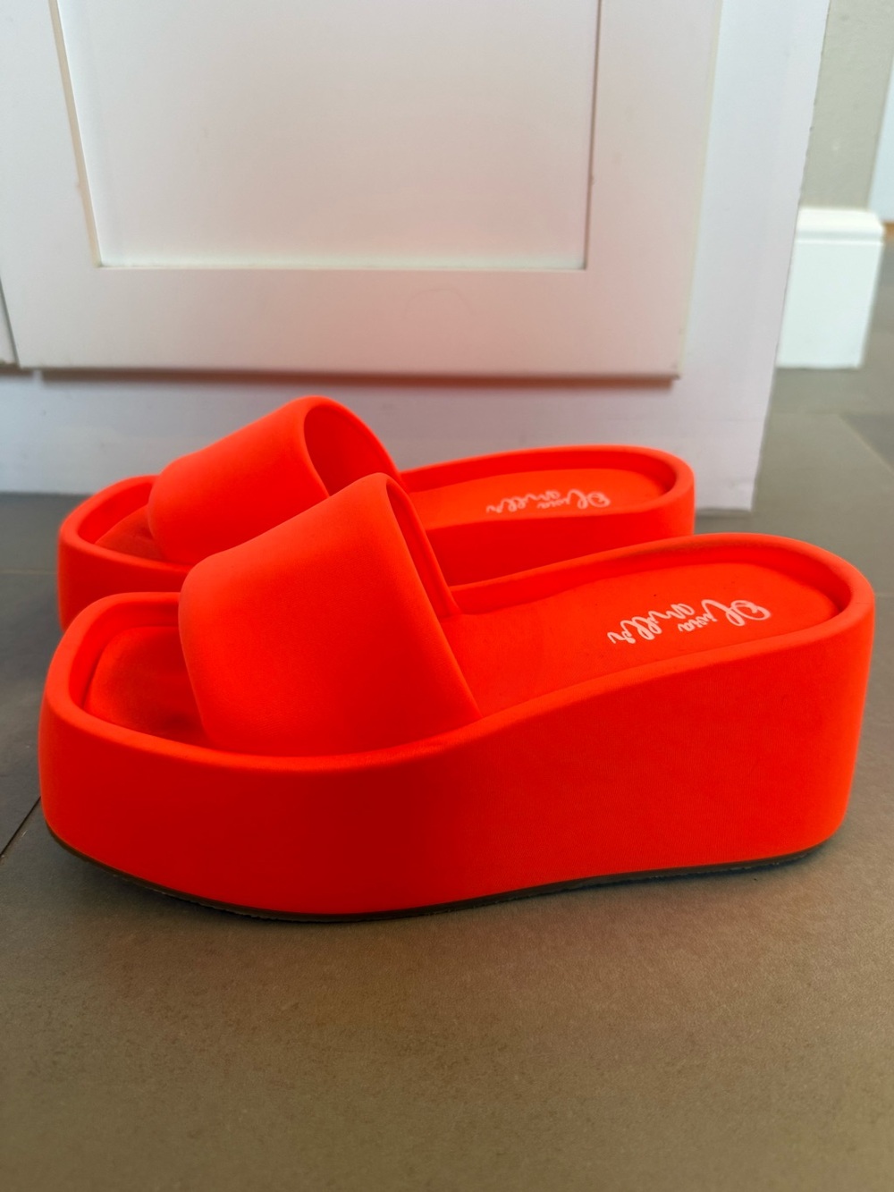 OLIVIA MILLER Orange Uproar Platform Slide Sandal
